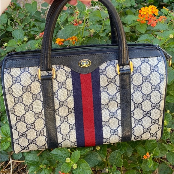Gucci Handbags - Authentic Vintage Gucci Boston bag